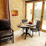 Clos Du Presidial: Romantic Hideway In The Medieval Sarlat-la-Caneda